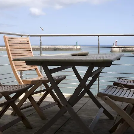 Une A La Mer Port-en-Bessin-Huppain